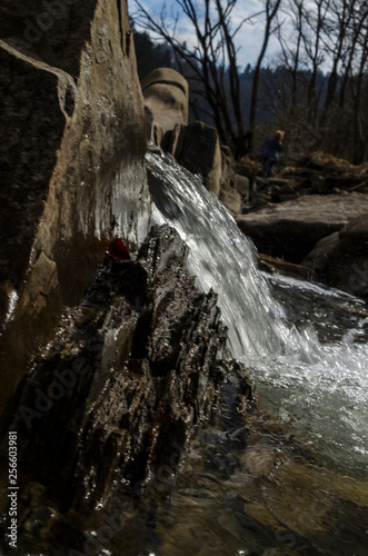 Fototapeta Naklejka Na Ścianę i Meble -  wodospad kaskada 
