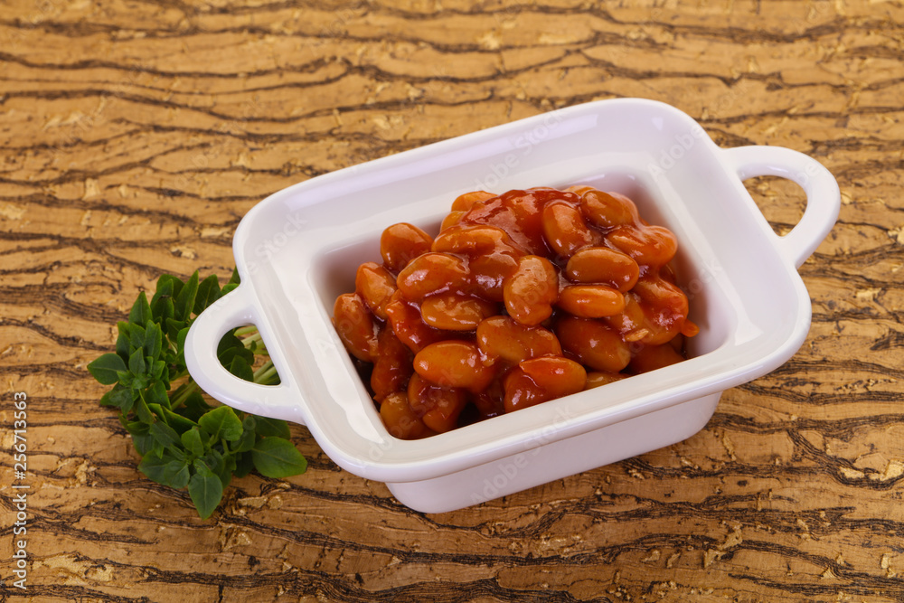 Baked kidney with tomato sauce Baked kidney with tomato sauce