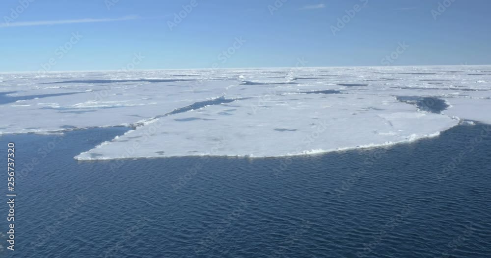 Ice on the sea of Spitsbergen Ice on the sea of Spitsbergen