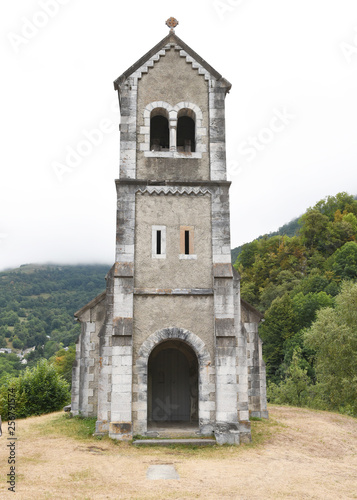 Chapelle de Solférino Luz Saint Sauveur