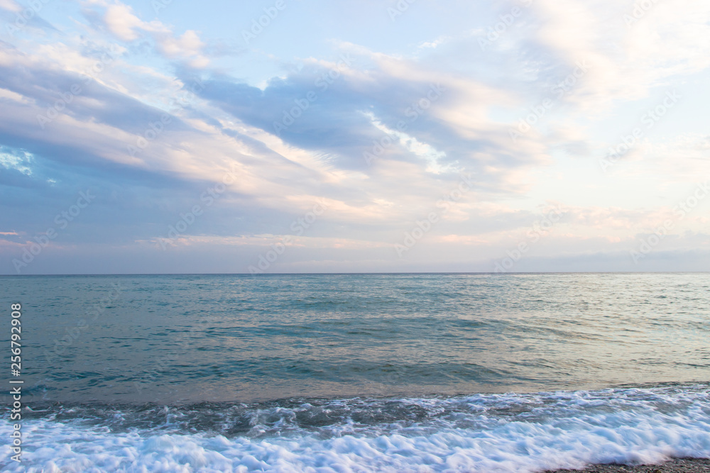 Obraz premium Tranquil sunset over the sea