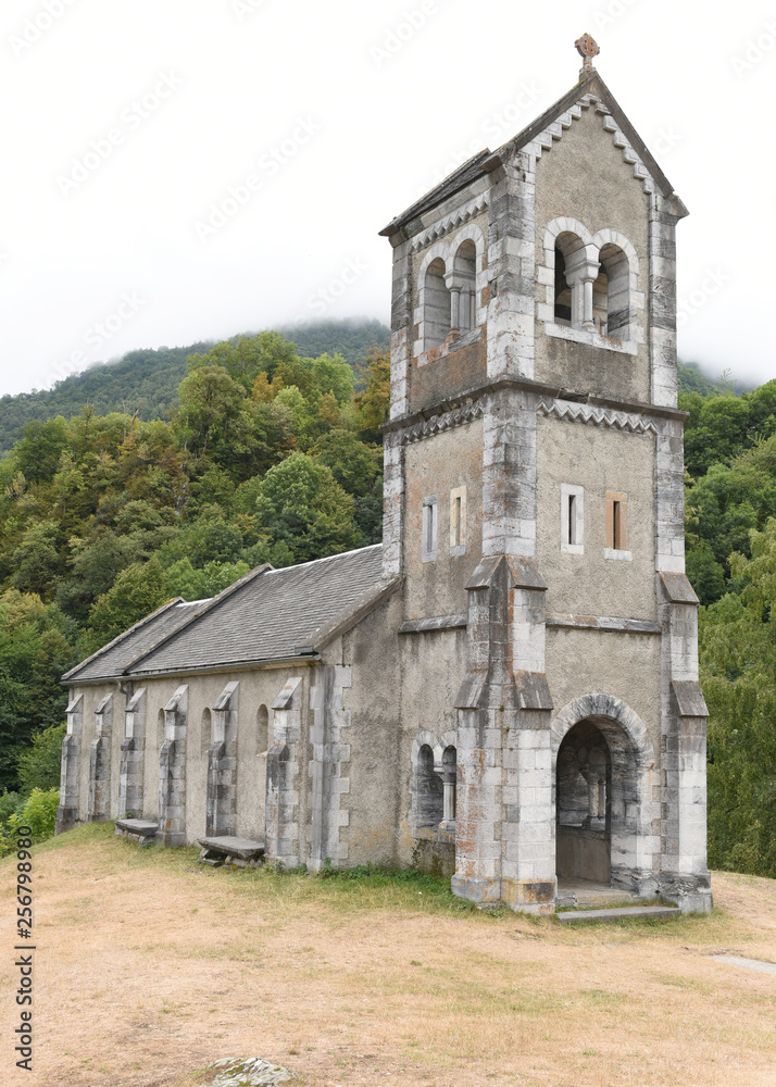 Chapelle de Solférino Luz Saint Sauveur