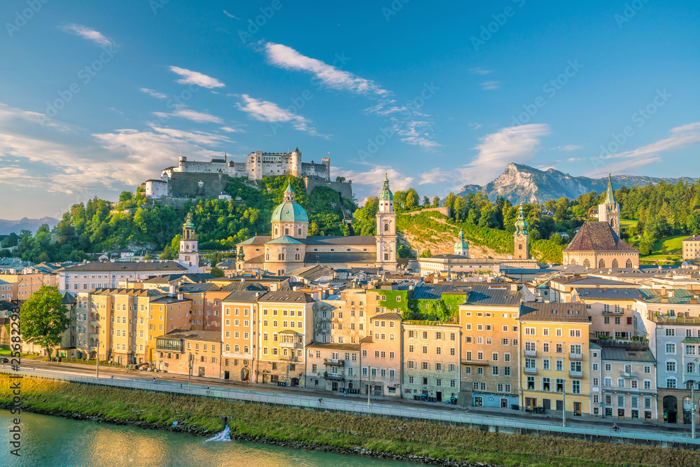 Naklejka premium Beautiful view of Salzburg city skyline, Austria