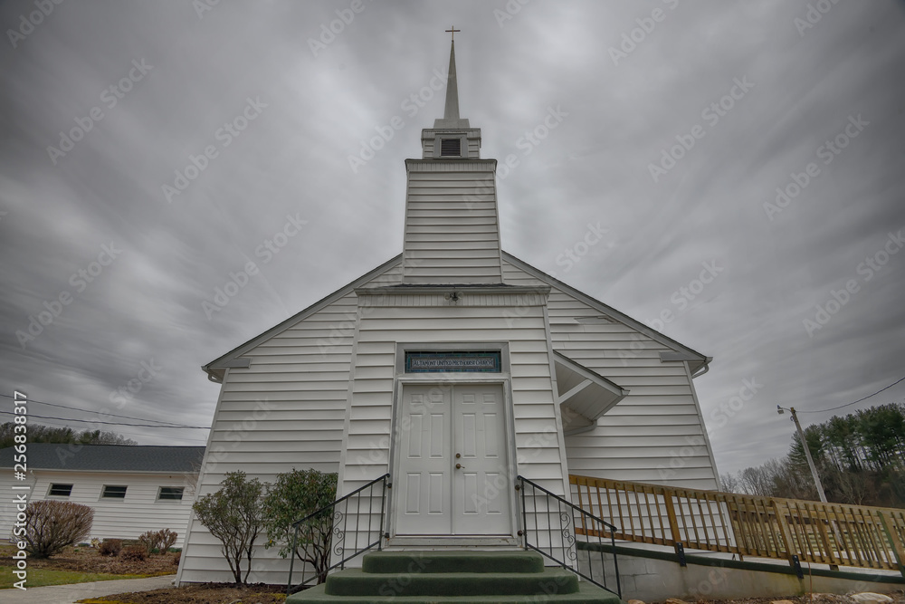 Φωτογραφία "The Little Wooden Church" 18th century church with adjoining schoolhouse, cemet