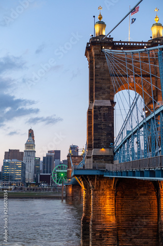 Cincinnati Ohio al Atardecer