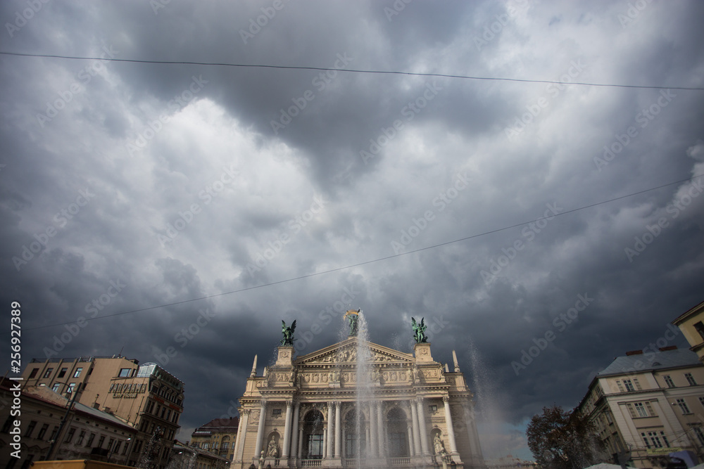 Naklejka premium Lviv Opera House, Opera and Ballet Theatre in Lviv, Ukraine