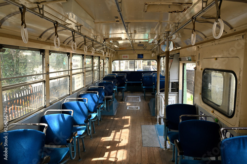 引退したバスの中の風景 Landscape in the retired bus