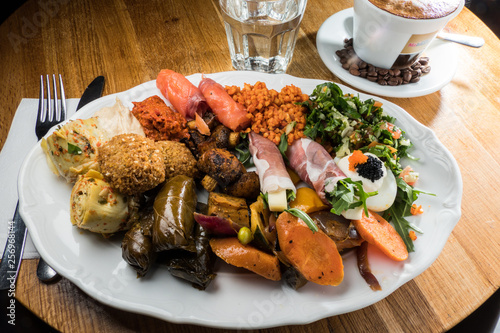 Mixed sallad plate photo