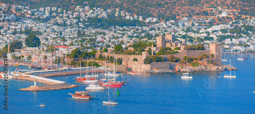 Fototapeta Naklejka Na Ścianę i Meble -  Panoramic view of Saint Peter Castle (Bodrum castle) and marina - Bodrum, Turkey