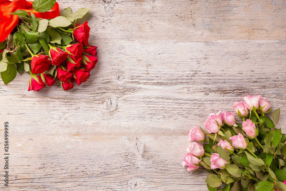 Fotografie Red and pink roses