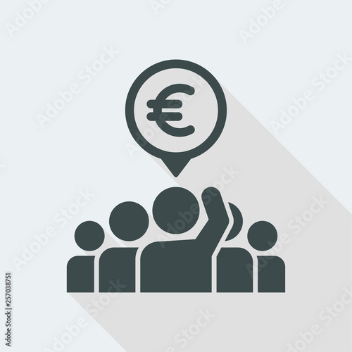 Offer in euro in public auction