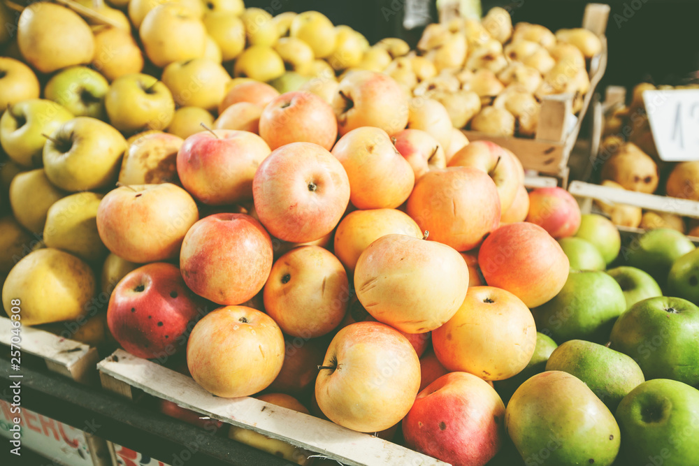 organic apples ready for sale at local farmers market