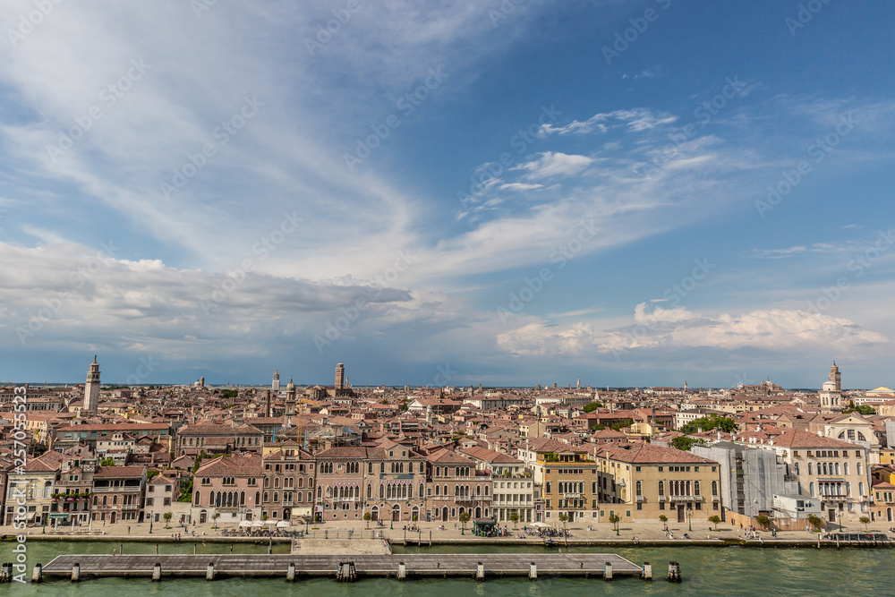 Horizonte de Venecia visto desde arriba