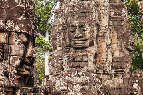 Bayon temple in Siem Reap © saiko3p