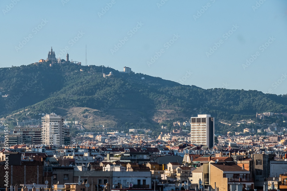 Naklejka premium Vue panoramique sur Barcelone