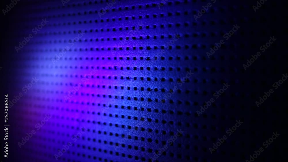 Replacing each other spots of light on a perforated surface