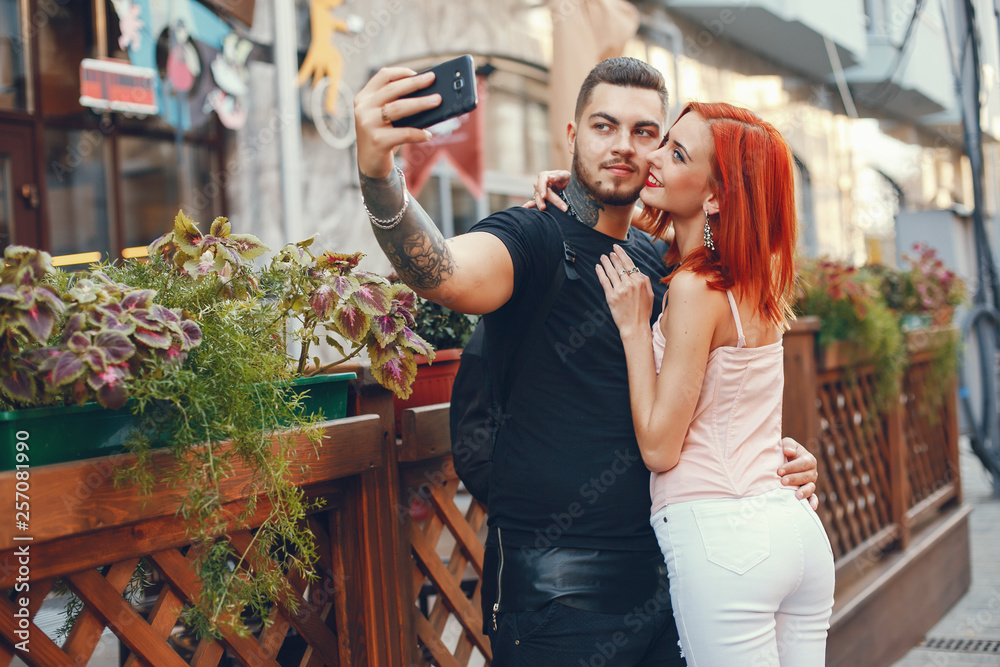Fototapeta premium couple in a town