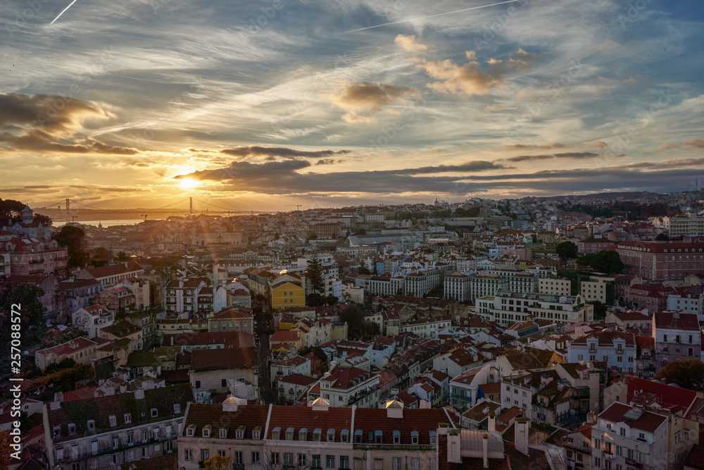 Lisbona dal Mradouro de Nossa Senhora do Monte