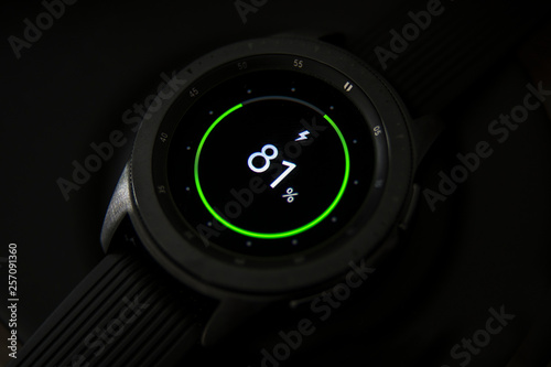 Samsung Galaxy watch charges power