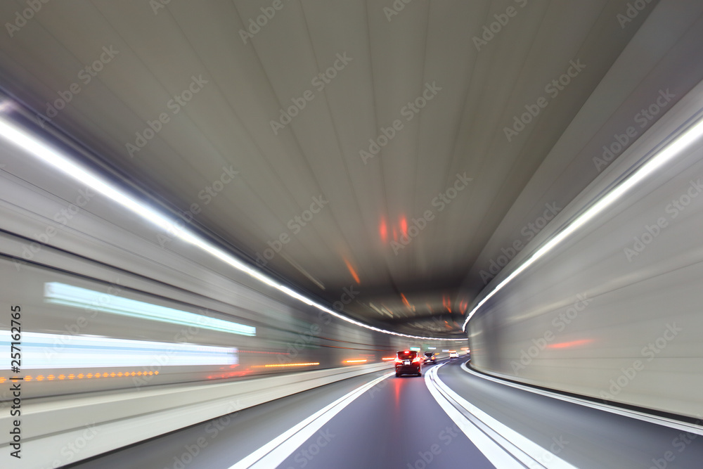 Car driving through the tunnel - obrazy, fototapety, plakaty 