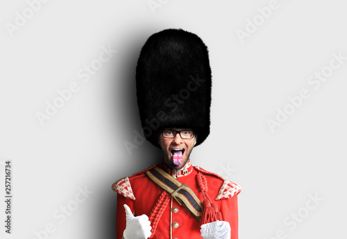 Картината върху платно Young man in the costume of the Royal guards of Britain