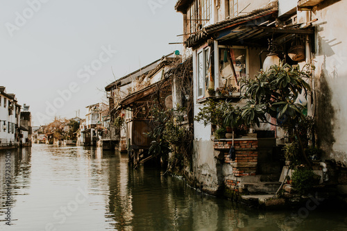 Habitations sur l'eau - Suzhou - Chine
