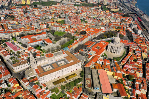 Lissabon Luftbilder - Luftaufnahmen von Lissabon: Ponte 25 de Abril, Castelo de São Jorge, Igreja de Santa Engrácia, Commerce Square und weitere Sehenswürdigkeiten