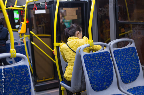in the evening they let the bus go, people rush home