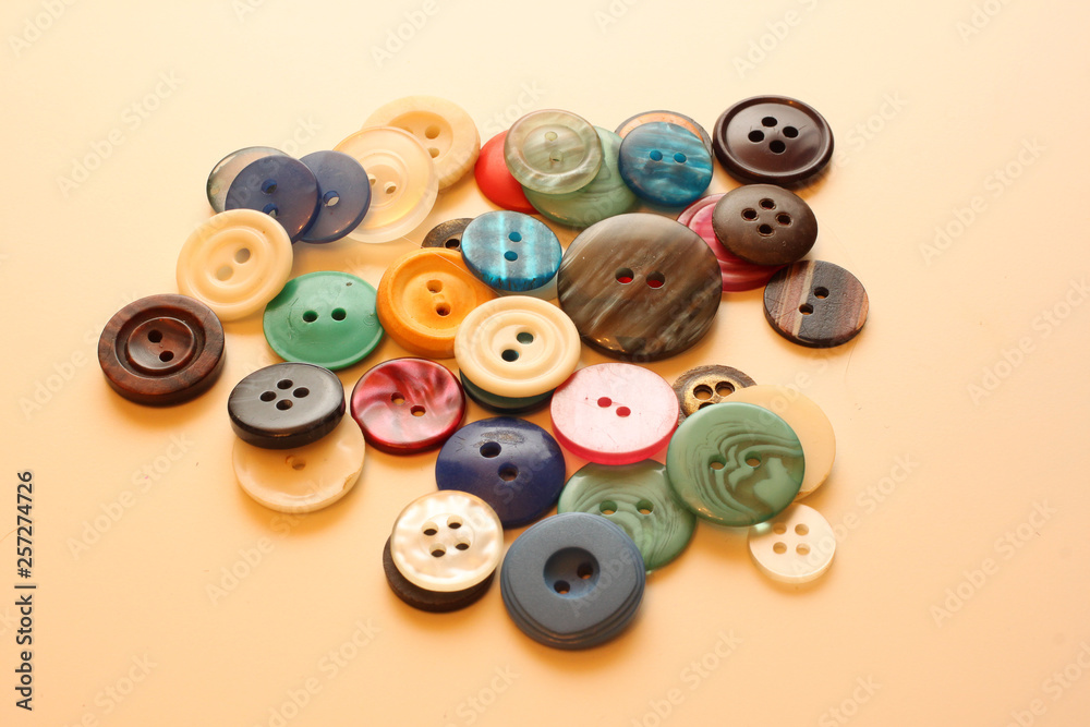  colored buttons