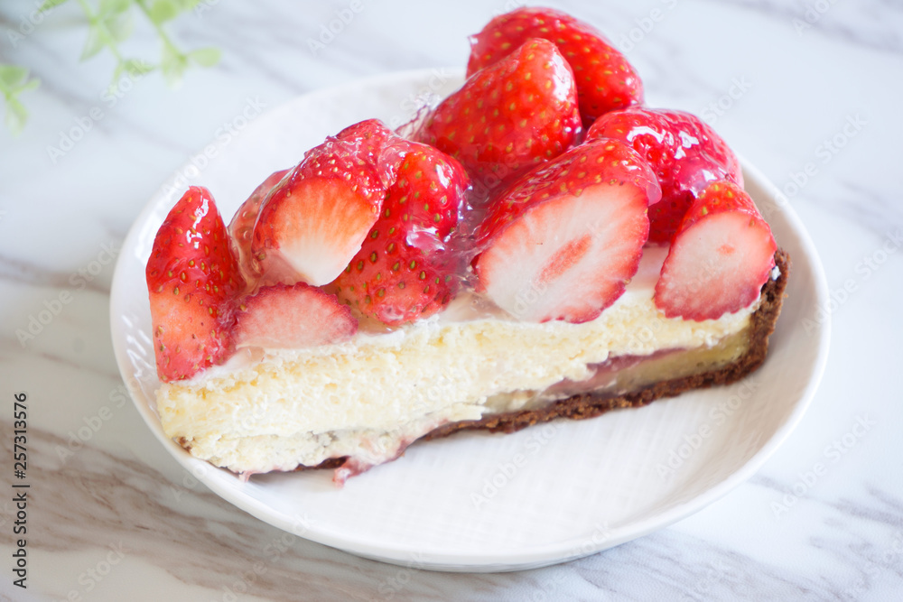 イチゴチーズケーキ イチゴチーズケーキ