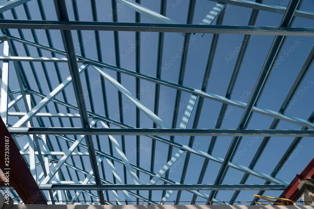 Structure of steel roof frame for building construction. Structure of steel roof frame for building construction.