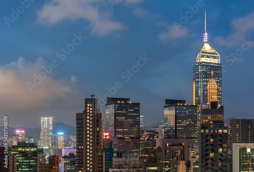 Skyline of midtown of Hong Kong city at night © leeyiutung