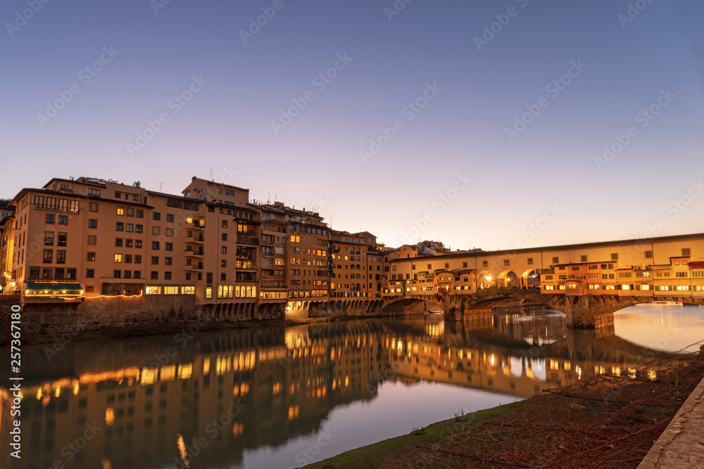 Ponte Vecchio and Arno River - Florence Italy