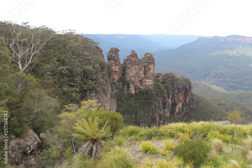 Three Sisters  Blue Mountains - Australia 