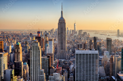 Sunset in Manhattan, New York, USA © TTstudio