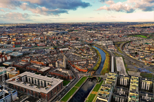 Dublin - Luftbilder von Dublin mit DJI Mavic 2 Drohne fotografiert aus ca. 100 Meter Höhe