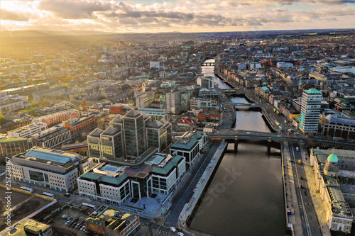 Dublin - Luftbilder von Dublin mit DJI Mavic 2 Drohne fotografiert aus ca. 100 Meter Höhe