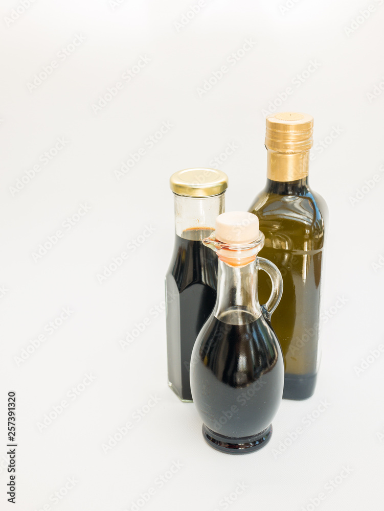 Granatapfelsirup Essig und öl Granatapfelsirup Essig und öl