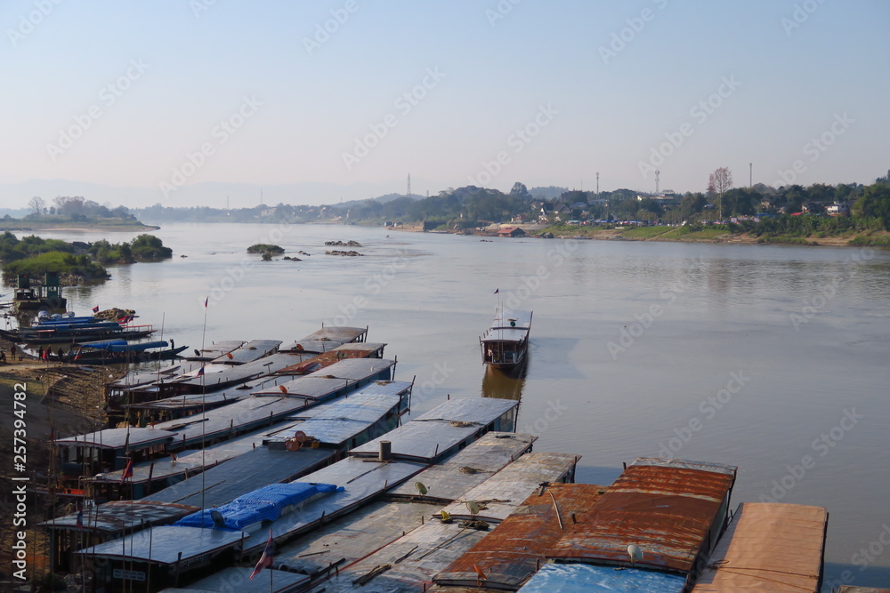 Bateaux sur le Mekong 