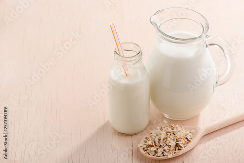 Milk and oat flakes