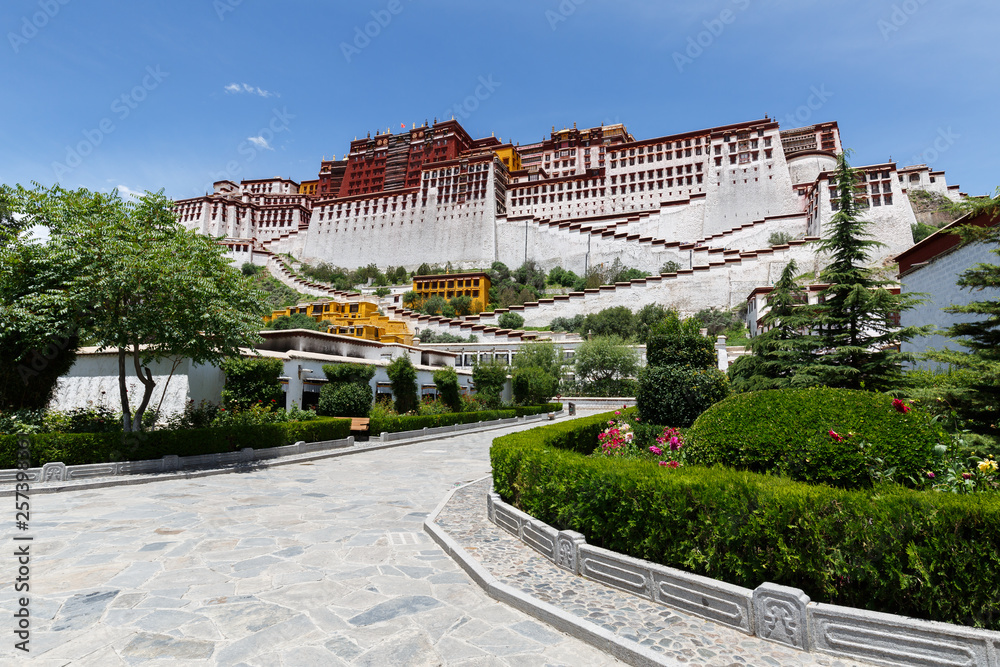Footpath leading to Potala Palace (Lhasa, Tibet, China)