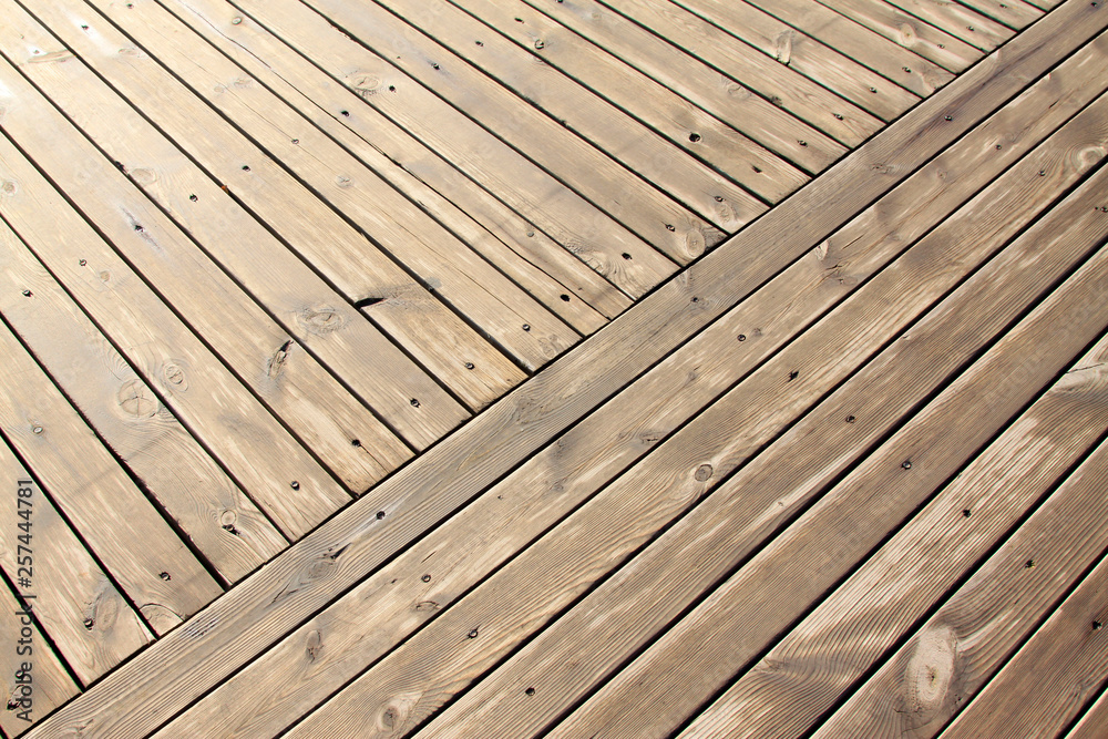 damp wood splice together damp wood splice together