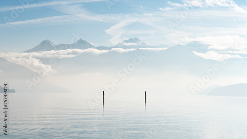 Konstfotografi See mit Bergen