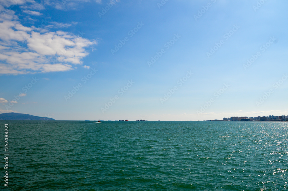 Obraz premium sea and blue sky