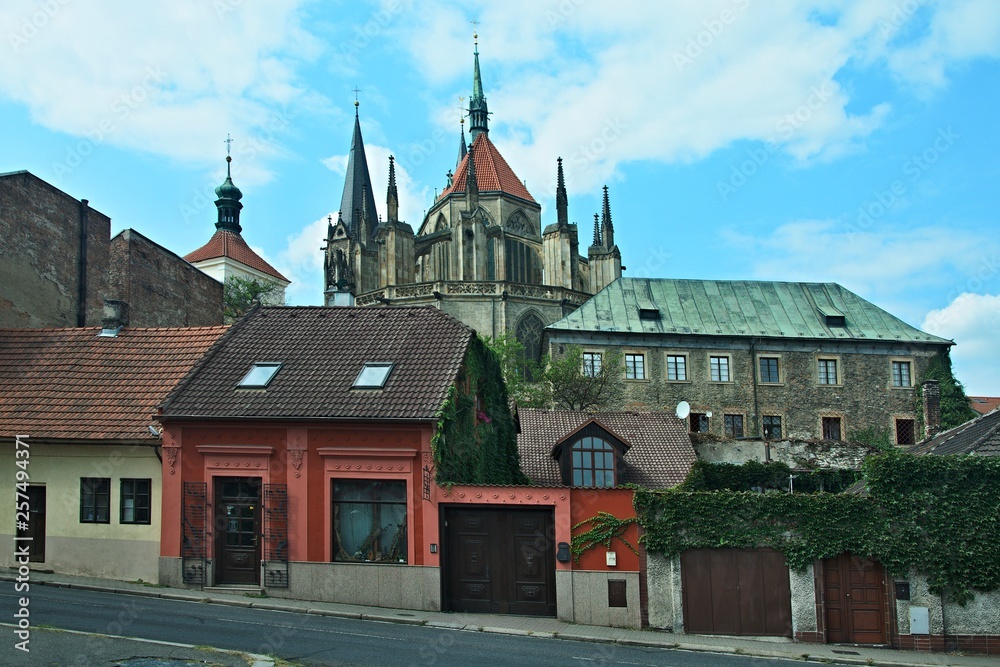 Obraz premium Czech Republic-view on the church in town Kolin