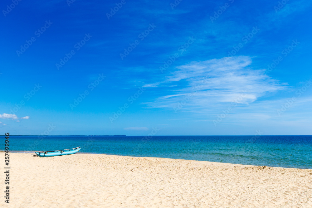 Fototapeta premium tropical beach in Sri Lanka . Summer holiday and vacation concept for tourism.