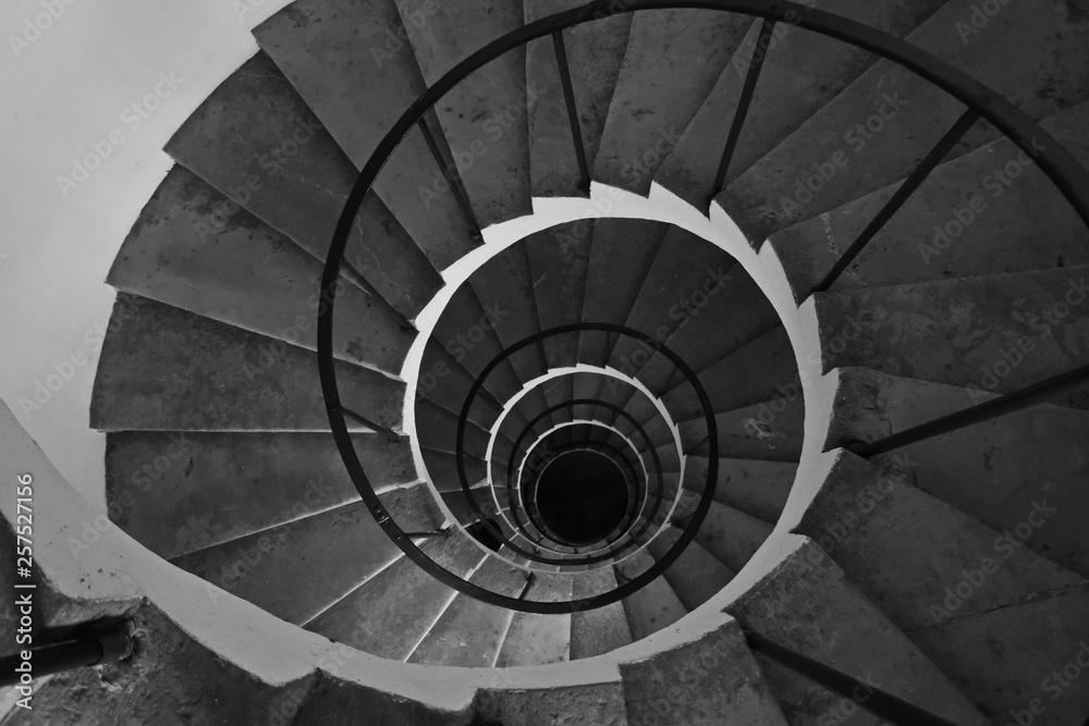 Fototapeta premium Way down