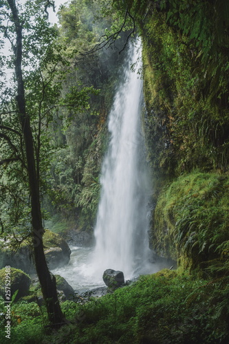 Fototapeta Naklejka Na Ścianę i Meble -  Waterfalls in the Aberdare Ranges, Kenya