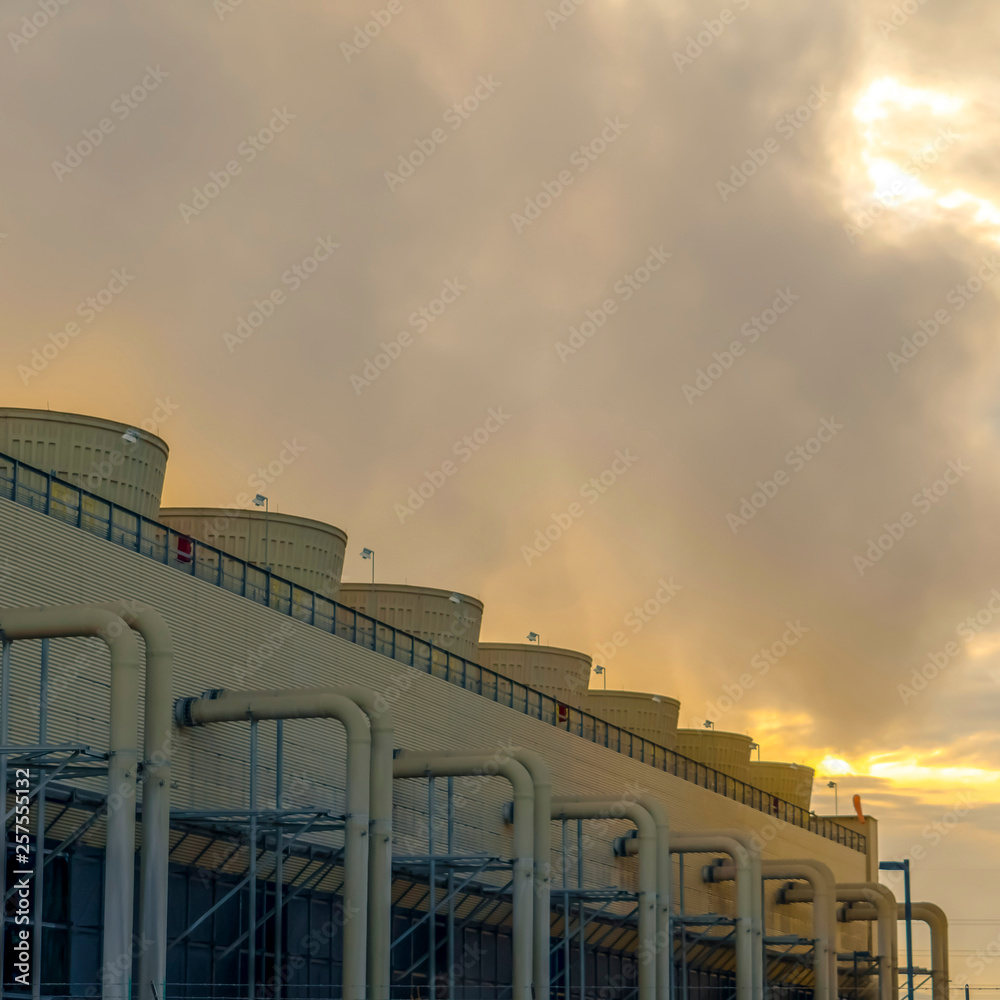 Fototapeta premium Power Plant venting steam in Utah Valley