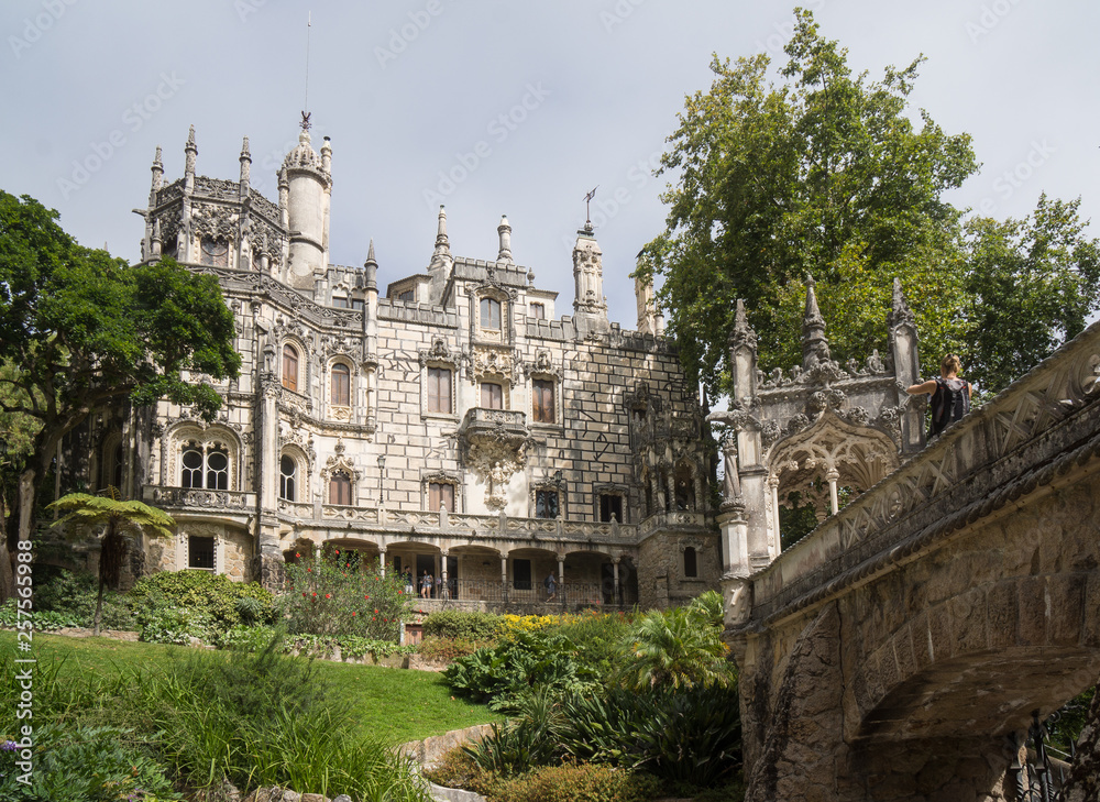 Fototapeta premium palace of regeleira in sintra